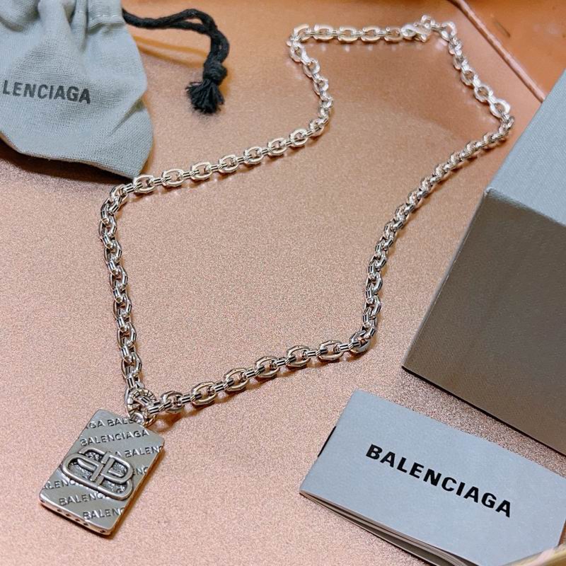 Balenciaga Necklace 07yxh05